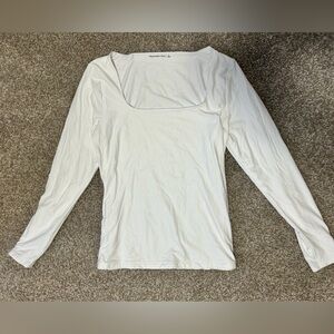 Abercrombie white long sleeve tuckable T shirt